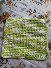 Load image into Gallery viewer, Hand crotchet cotton dish/washcloth.
