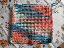 Load image into Gallery viewer, Hand crotchet cotton dish/washcloth.
