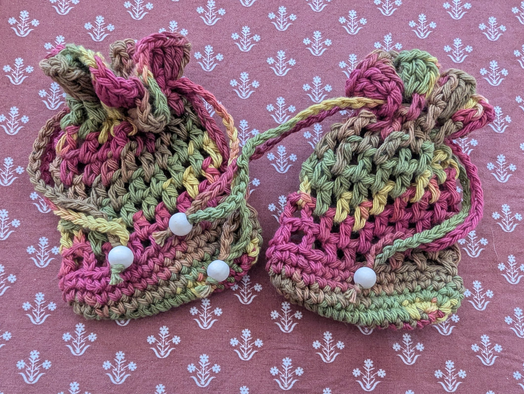 Ruffle Cotton Crotchet Soap Bag