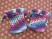 Load image into Gallery viewer, Ruffle Cotton Crotchet Soap Bag
