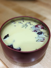 Load image into Gallery viewer, Harvest Gathering Beeswax Wax Melt
