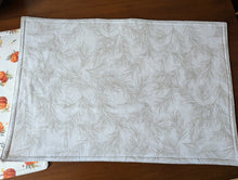 Load image into Gallery viewer, Pair of 2 Cotton Reversible Placemats

