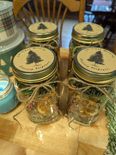 Load image into Gallery viewer, Christmas Morning Stovetop Potpourri
