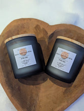 Load image into Gallery viewer, Snickerdoodle Soy Candle
